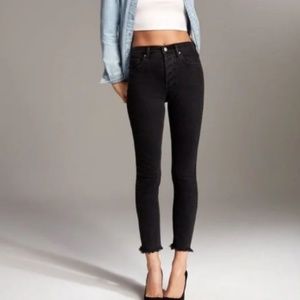 Denim Forum The Yoko High Rise Slim 28L